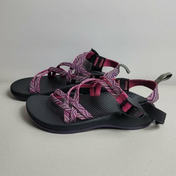 Chaco Z2 Kids Size 3 Strappy Sport Pink Purple Summer Sandals Boys Girls - Picture 2 of 6